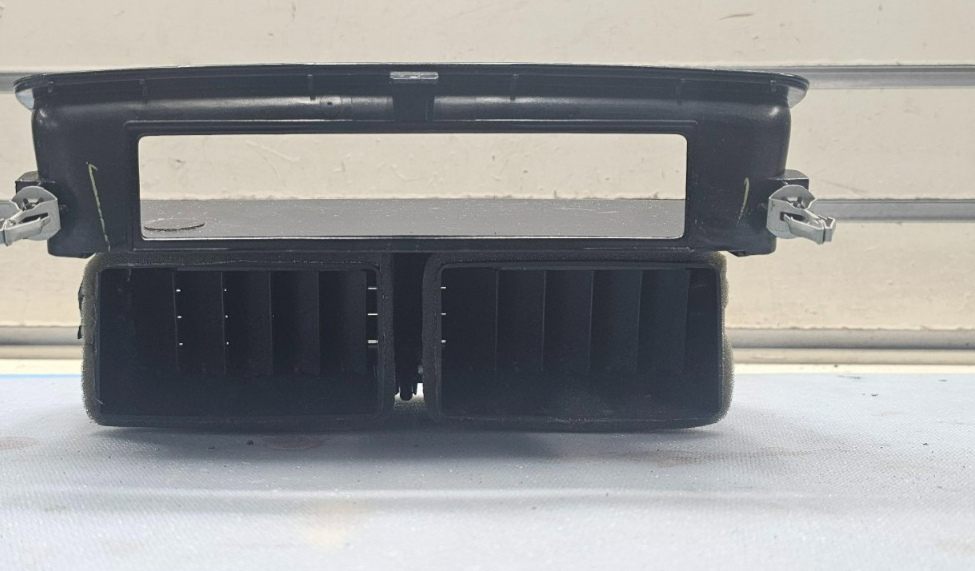 🔥08-12 ESCAPE MARINER TRIBUTE CENTER DASH BEZEL TRIM A/C AIR VENTS BLACK OEM