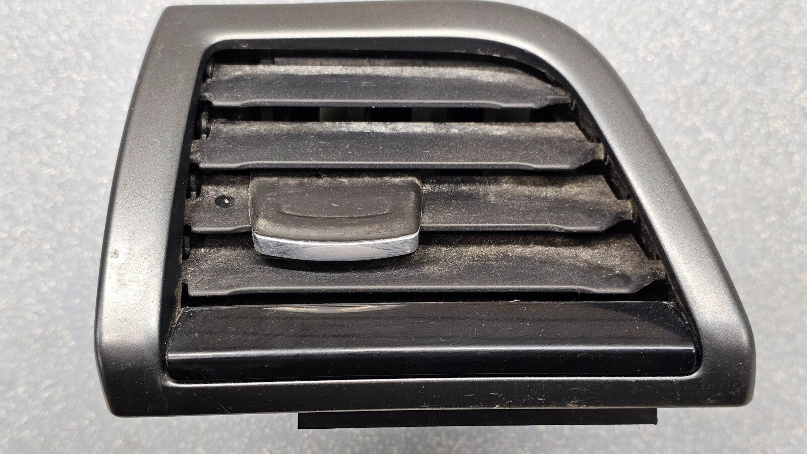 🔥 13-20 Ford Fusion Dash Left Driver Air Vent Heater Conditioning Silver