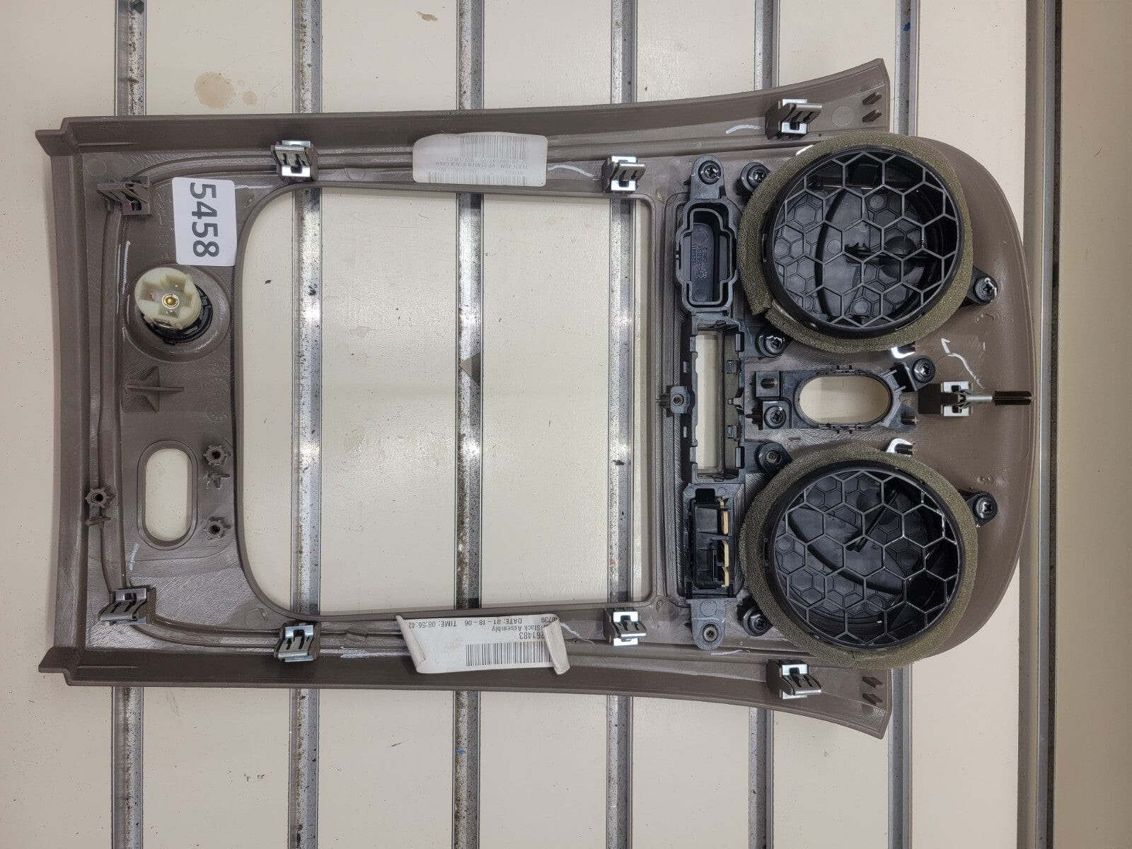 🔥2006-2011 Chevrolet HHR Center Dash Radio Trim w Vents and Switches OEM tan