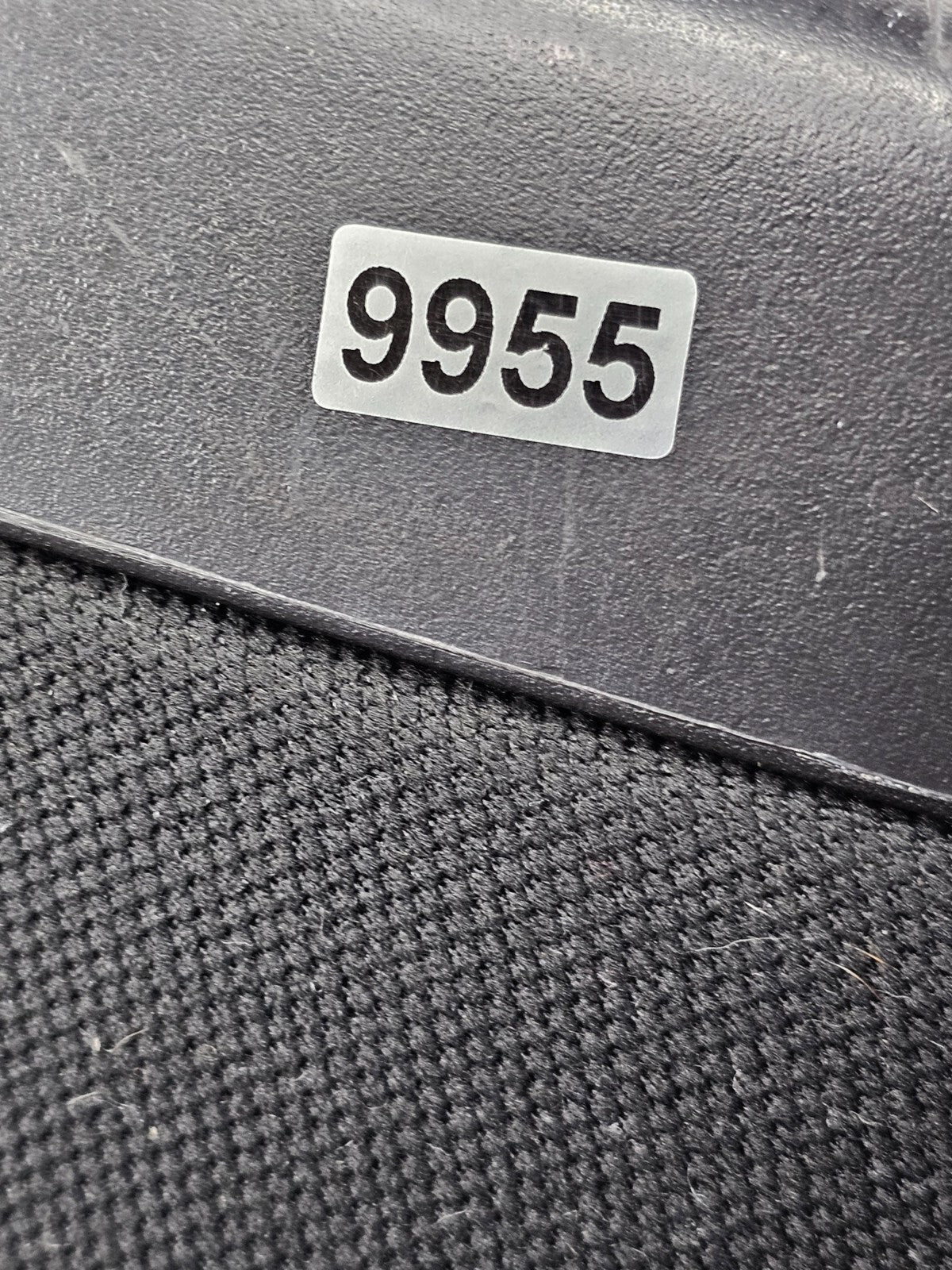 🔥07-13 Chevy SILVERADO SIERRA Center Console JUMP SEAT Cloth/Leather Black JS5