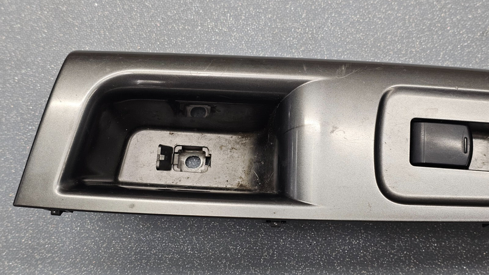 🔥08-14 Impreza WRX Forester Front Right Passenger Window Control Switch Silver