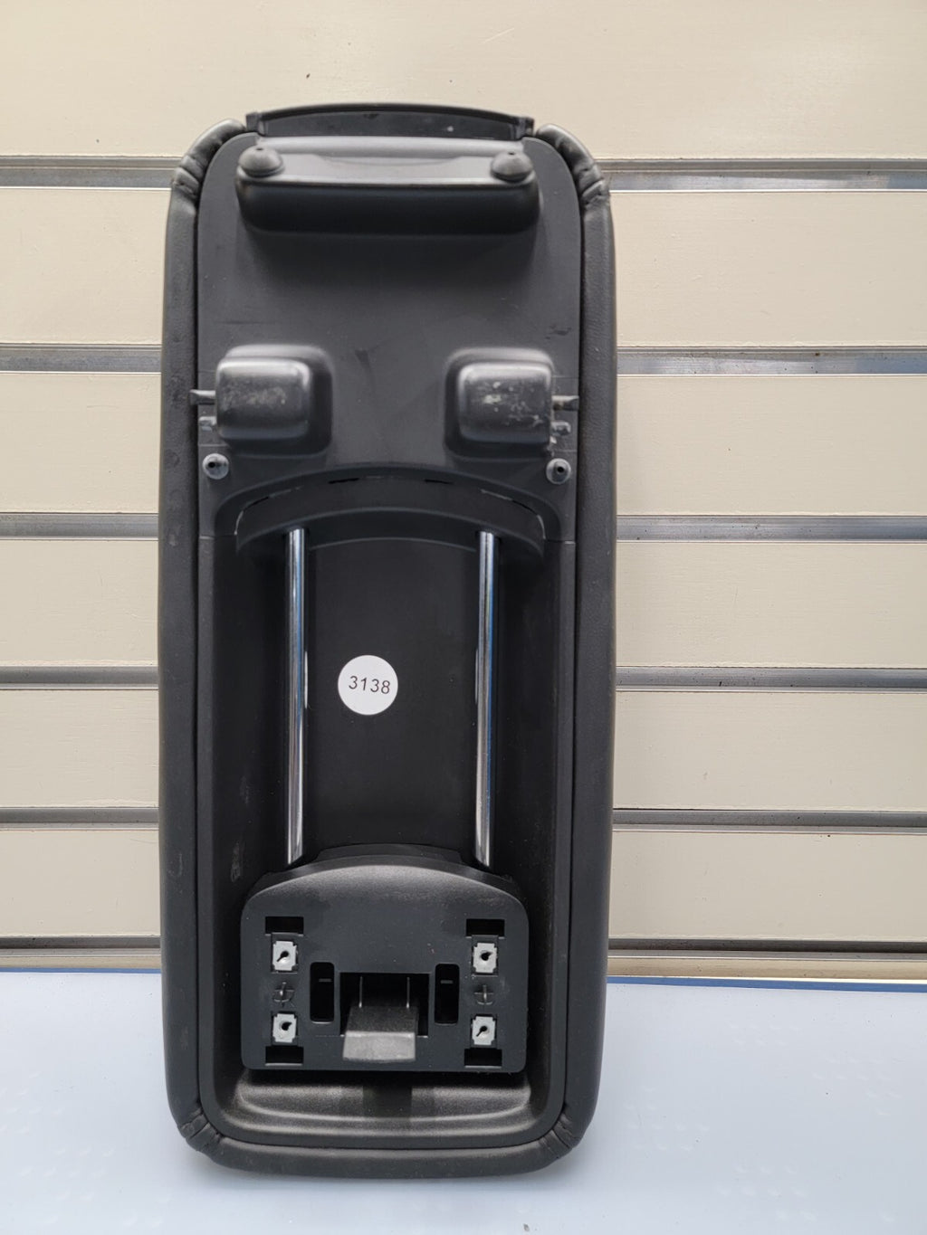 🔥2011-2018 Dodge Journey OEM Cetner Console Lid / Armrest Black Leather