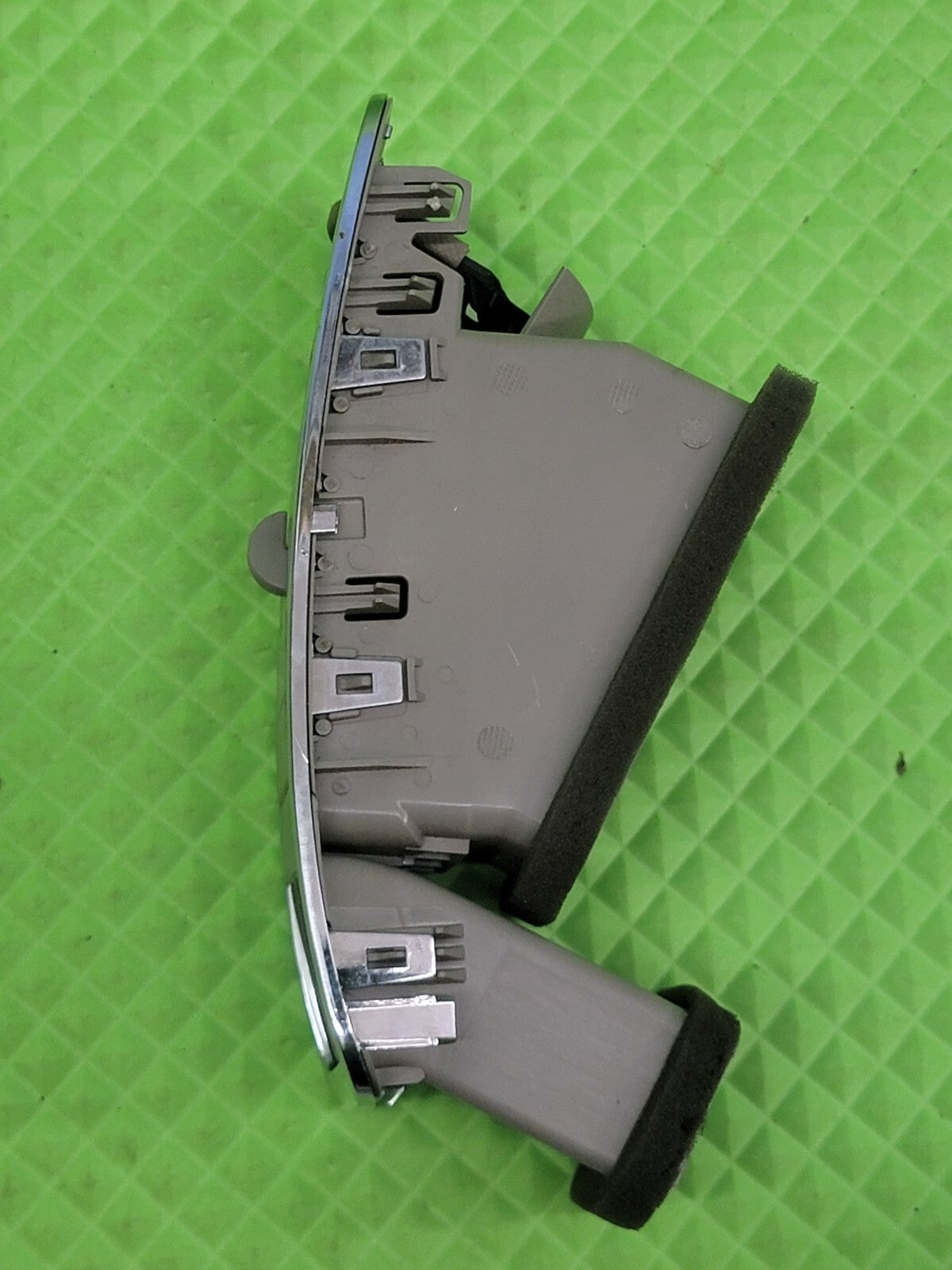 🔥2008-2012 Ford Escape Driver Left Front Air Dash Vent TAN VT9