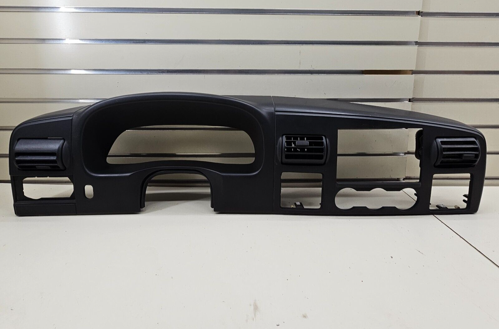🔥05-07 Ford F250 Dash Instrument Cluster Speedo BEZEL Trim Panel Graphite C23