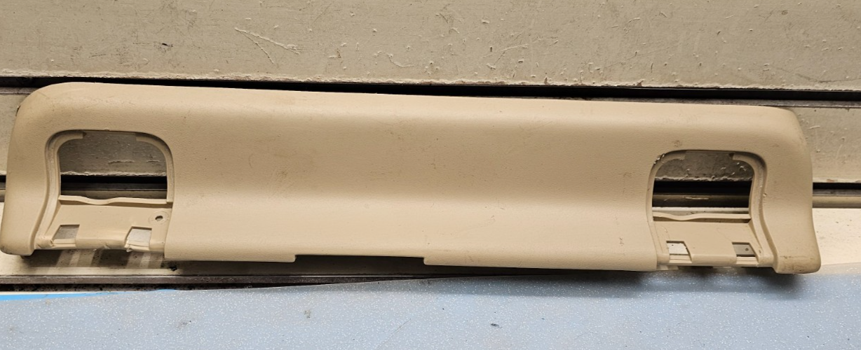🔥07-14 Tahoe Yukon Silverado Sierra Right Passenger Seat Track Trim Cover TAN