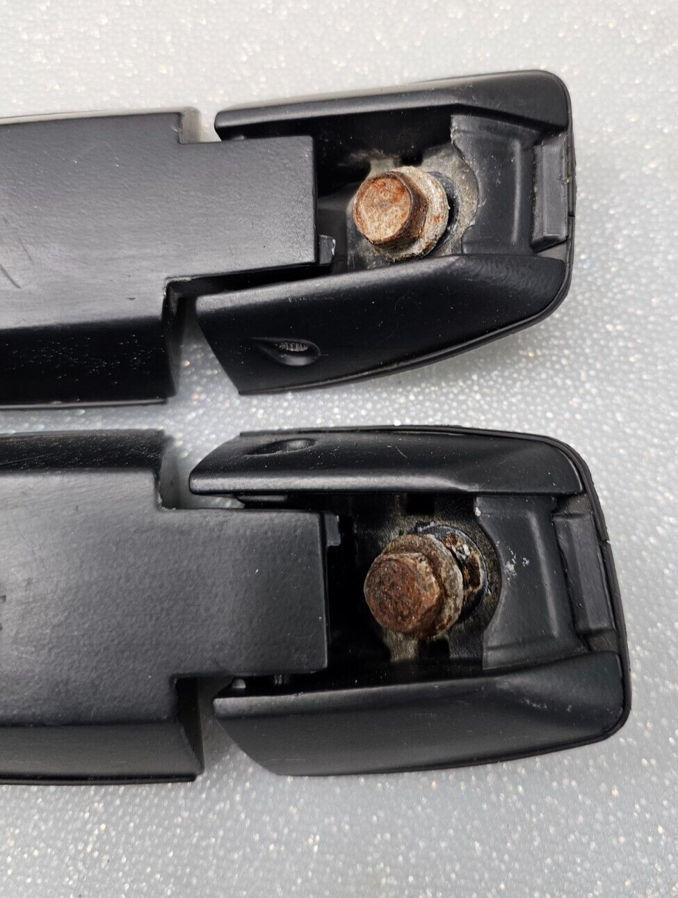 🔥2005-2010 Jeep Grand Cherokee Rear Liftgate Window Glass Hinges Set OEM