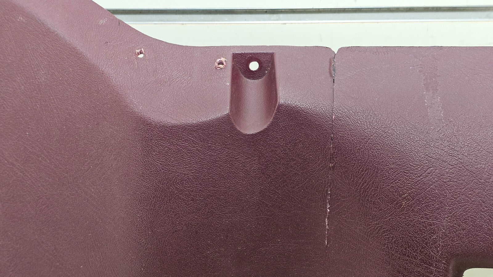 🔥95-99 CHEVY GMC TRUCK CK INSTRUMENT PANEL DASH KNEE BOLSTER PANEL RED OEM