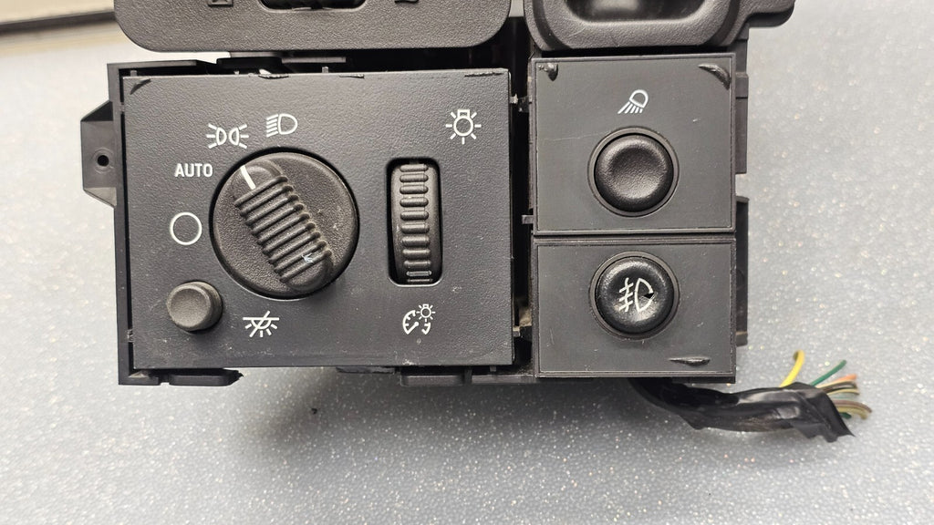 🔥99-06 Chevy Silverado Sierra Headlight Switch left Driver Air Vent Black HS19