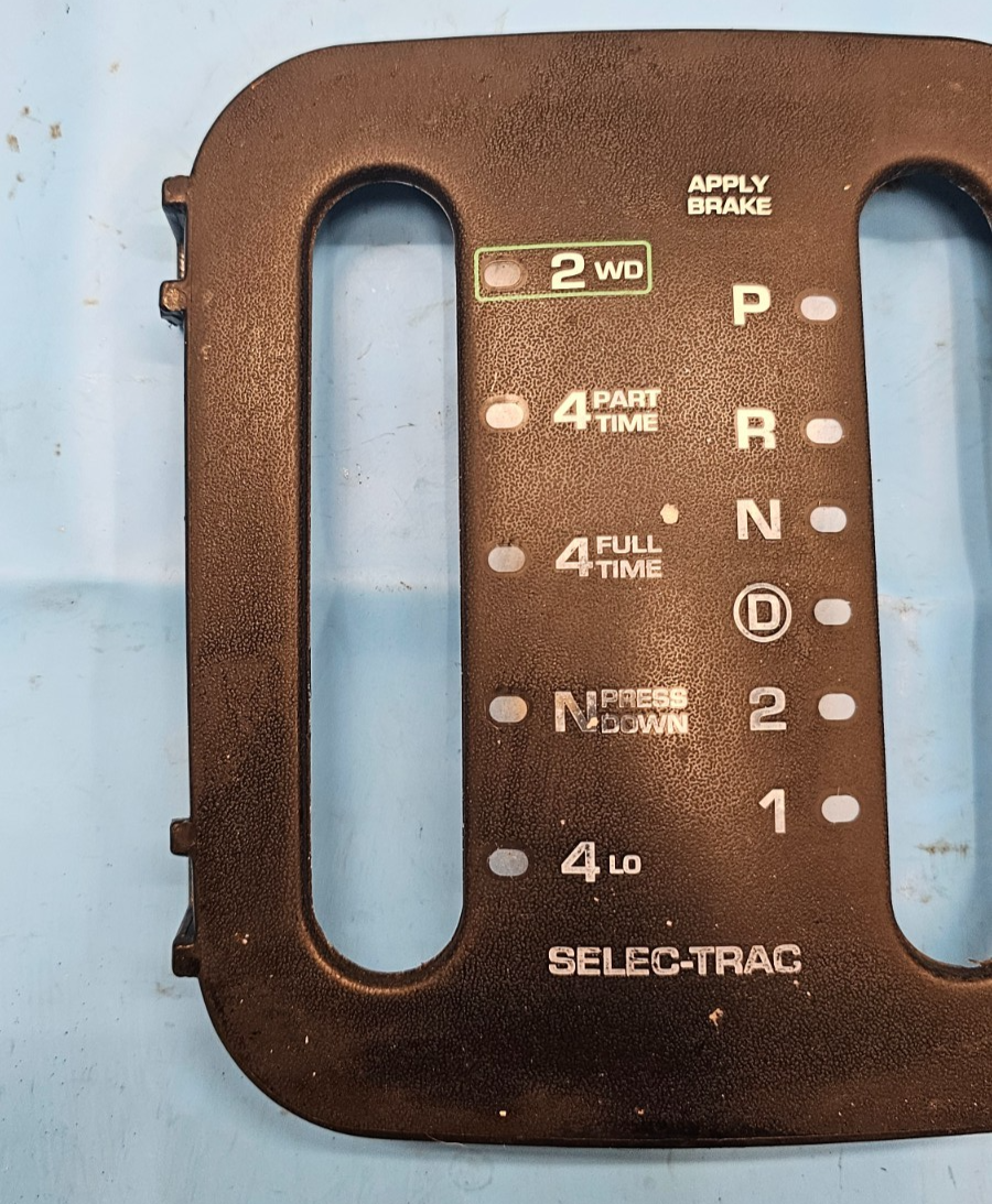 🔥99-04 Grand Cherokee WJ Selec-Trac Floor Gear Shifter Face Plate Trim Black
