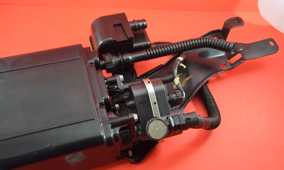 🔥06-13 TOYOTA HIGHLANDER RX400H HYBRID FUEL VAPOR CHARCOAL CANISTER OEM