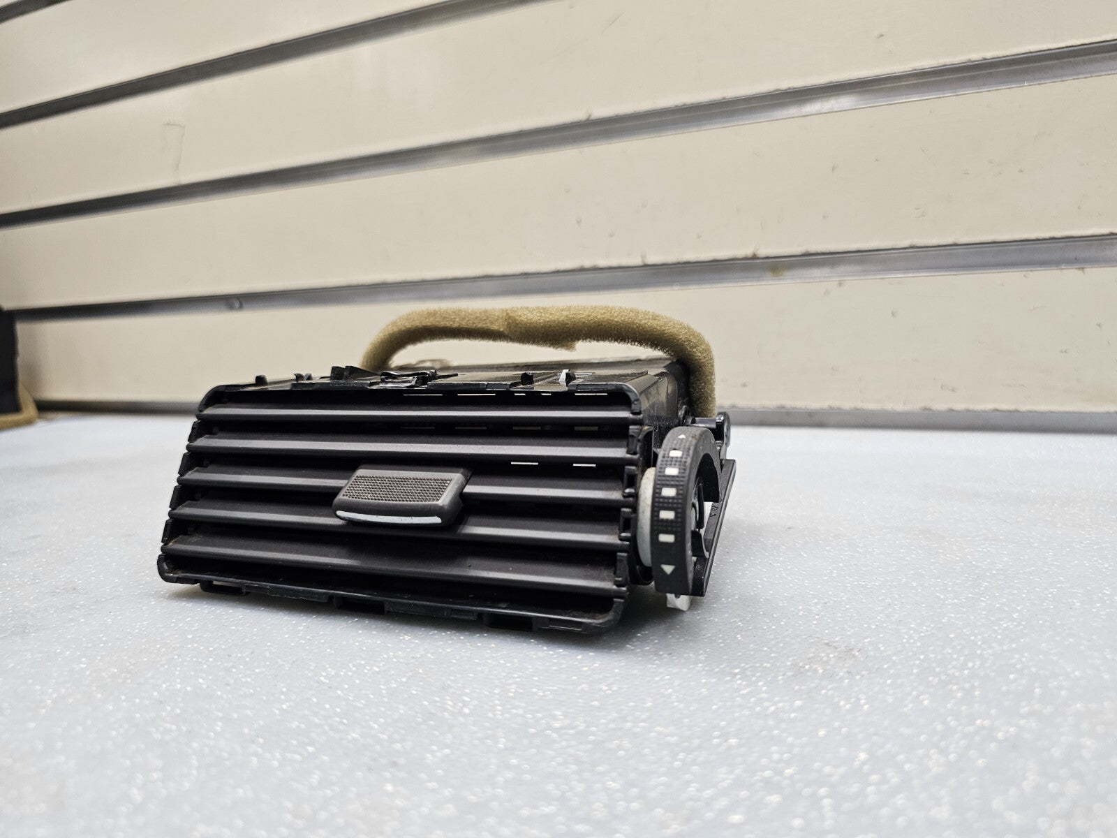 🔥06-09 Fusion Milan Right Center Dash Air Vent Heater Filter Conditioner Black