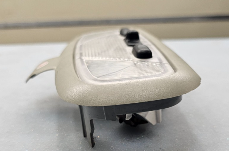 🔥 00-07 Ford Focus  OVERHEAD CONSOLE DOME LIGHT LAMP  TAN