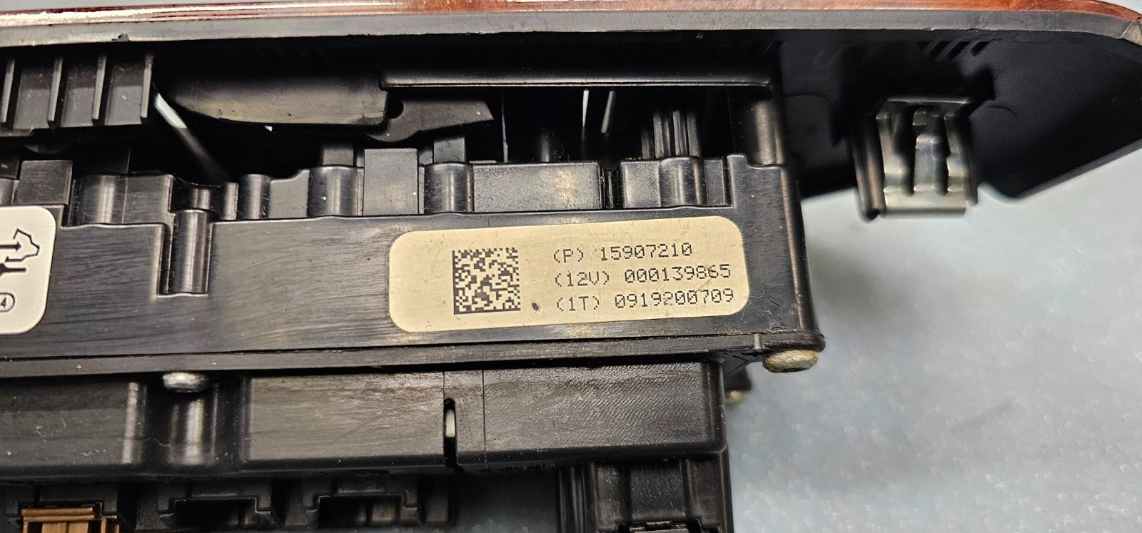 🔥07-14 Tahoe Yukon Suburban Left Driver Door Window Master Power Switch Wood