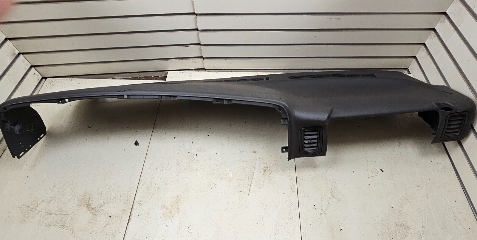 99-06 SILVERADO SIERRA TAHOE Upper Dash Cap Cover Top Dashboard Pad DK GRAY DP1