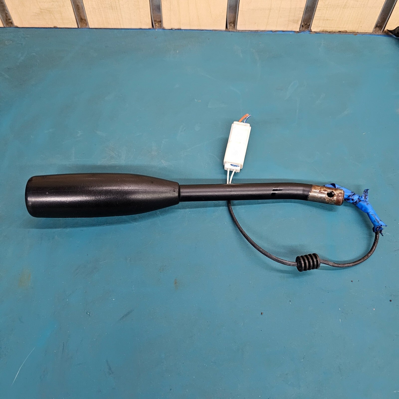 00-06 TUNDRA 01-07 SEQUOIA STEERING COLUMN OVERDRIVE SHIFT LEVER PUSH BUTTON OEM
