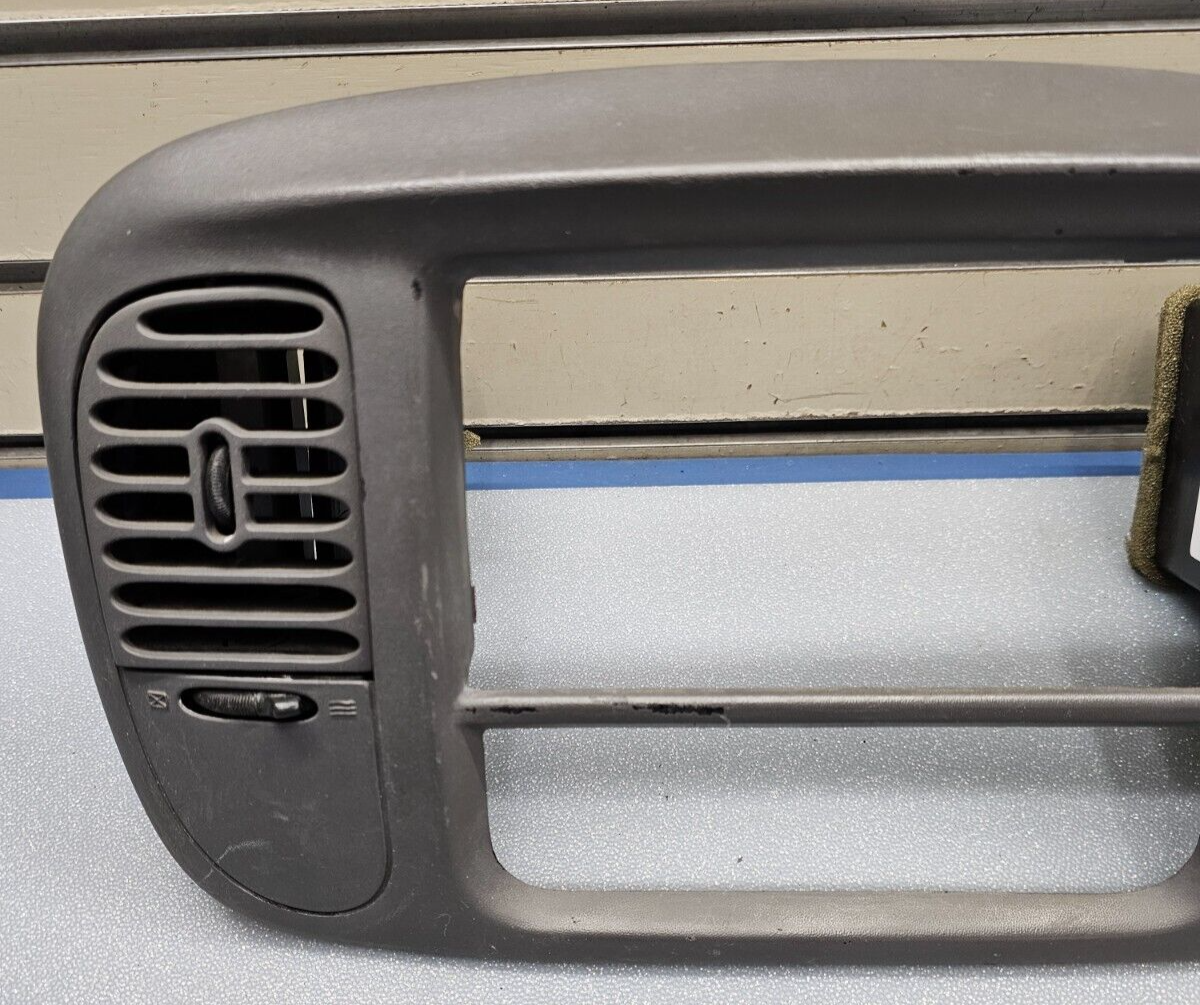 🔥97-03 Ford F150 Center Dash Radio Climate Trim Stereo BEZEL Panel Line GRAY
