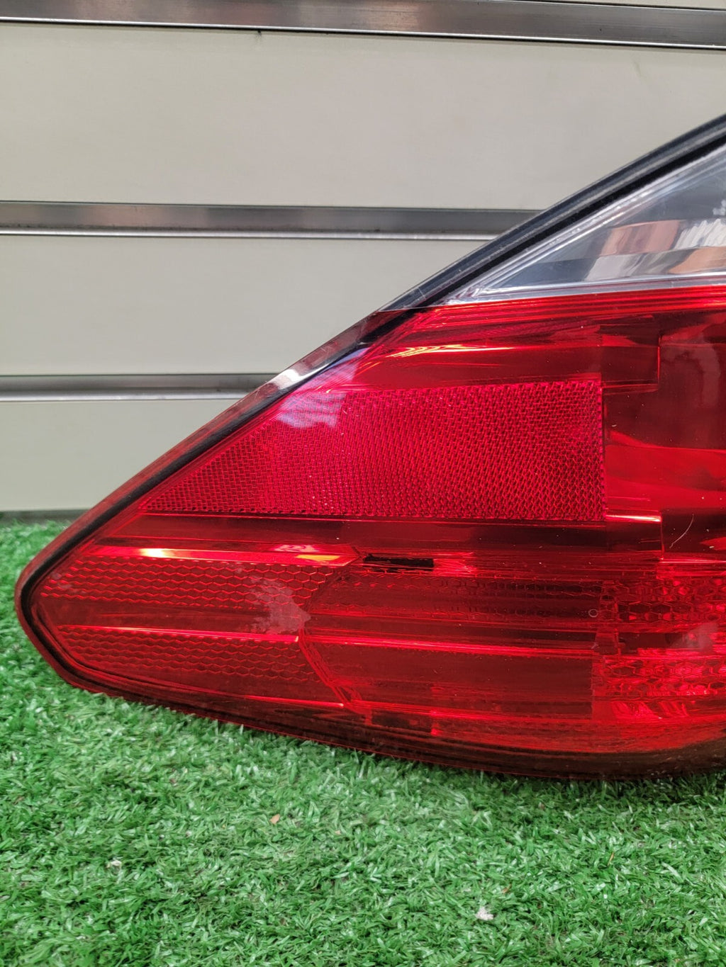 🔥2010 - 2014 Subaru Legacy Outback Wagon PASSENGER RIGHT Tail Light OEM
