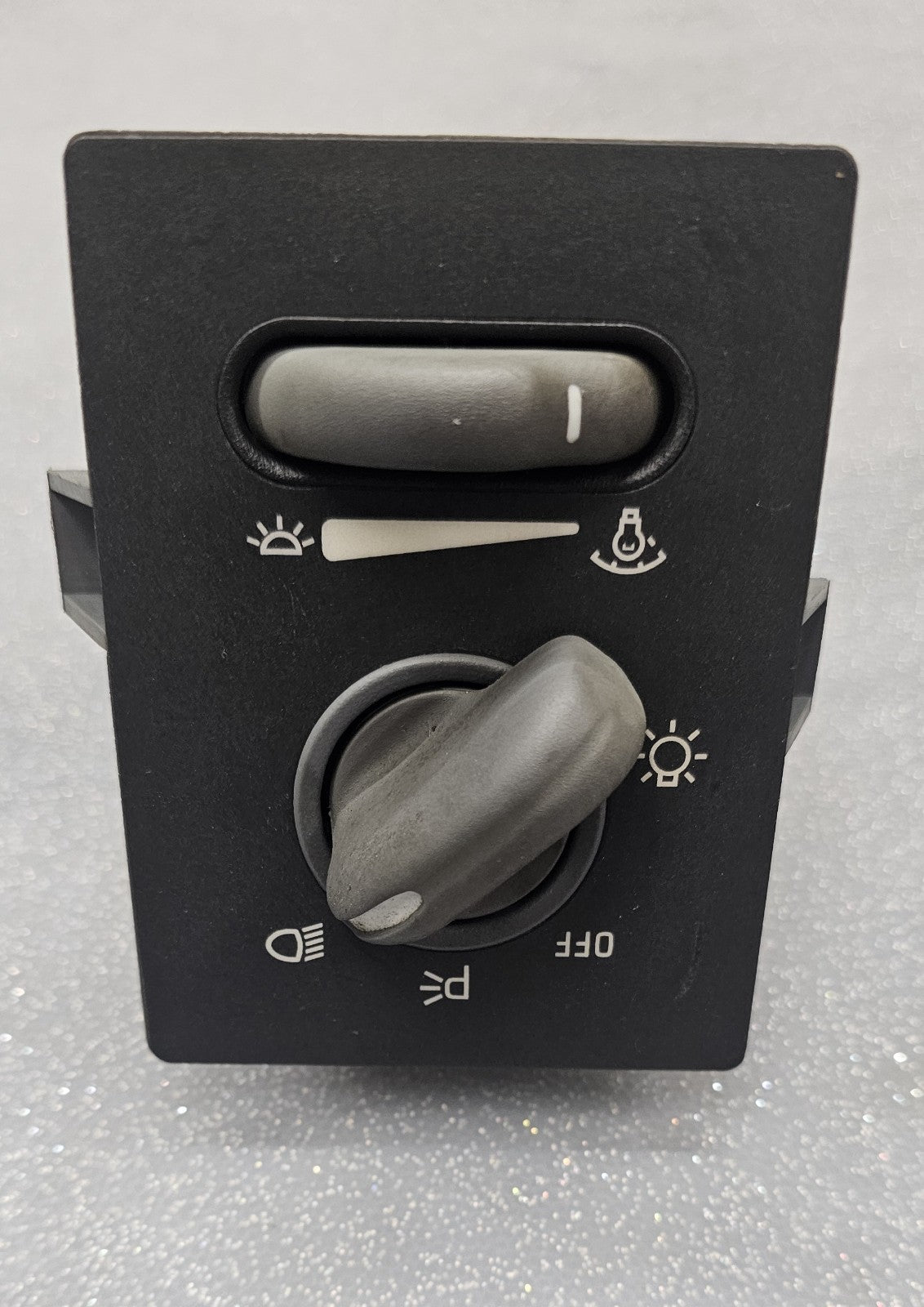 97-03 PONTIAC GRAND PRIX FRONT FOG LEFT DRIVER LIGHT HEADLIGHT DIMMER SWITCH OEM