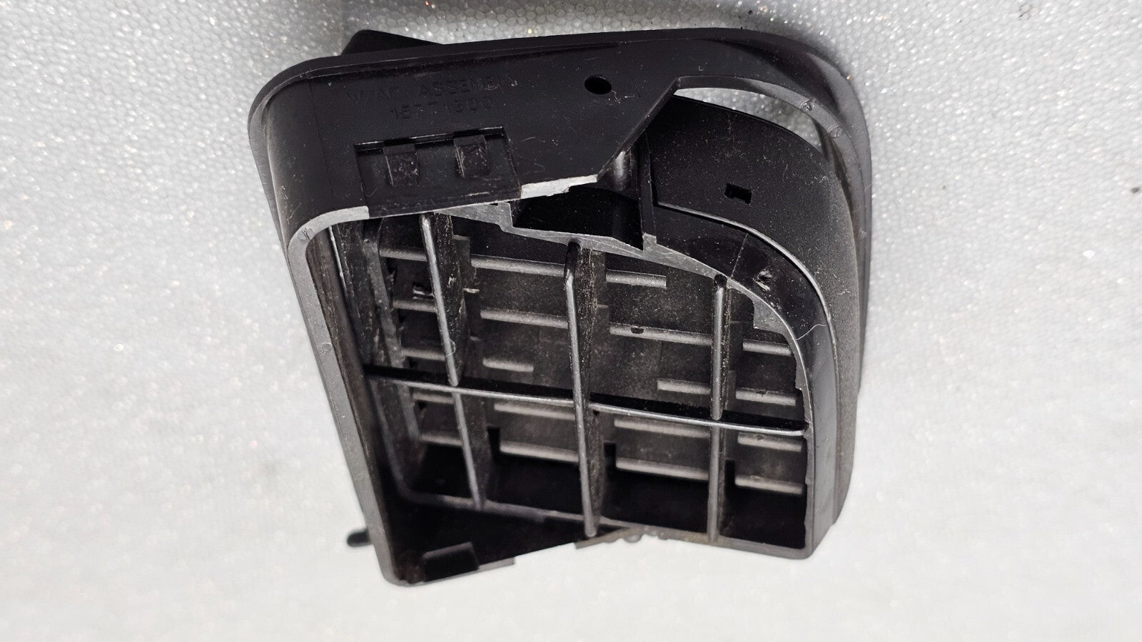 🔥 99-06 Silverado Tahoe Dash Left Driver Air Vent AC A/C Heater Panel BLACK