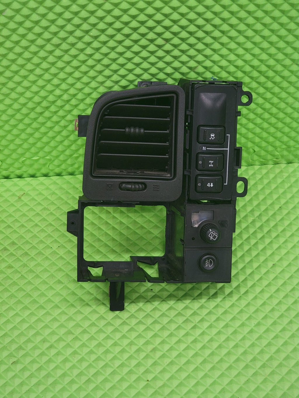 🔥1999-2006 Chevy Silverado Sierra Headlight Switch Air Vent left black