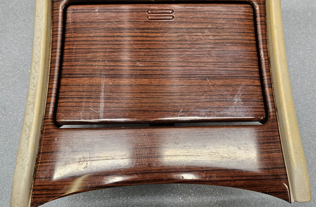🔥01-02 Cadillac Escalade Lower Center Console Woodgrain Cup Holder Bezel