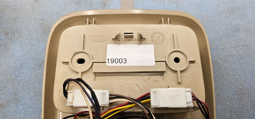 🔥01-07 Escape Mariner Tribute Overhead Console Map Dome Light Lamp Assembly Tan