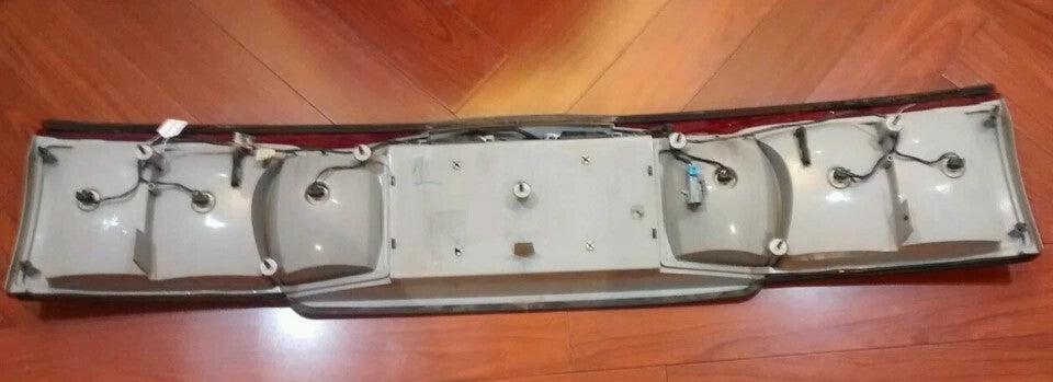 🔥02-07 Buick Rendezvous Lid Mounted Center Tail Brake Light AWD Assembly OEM