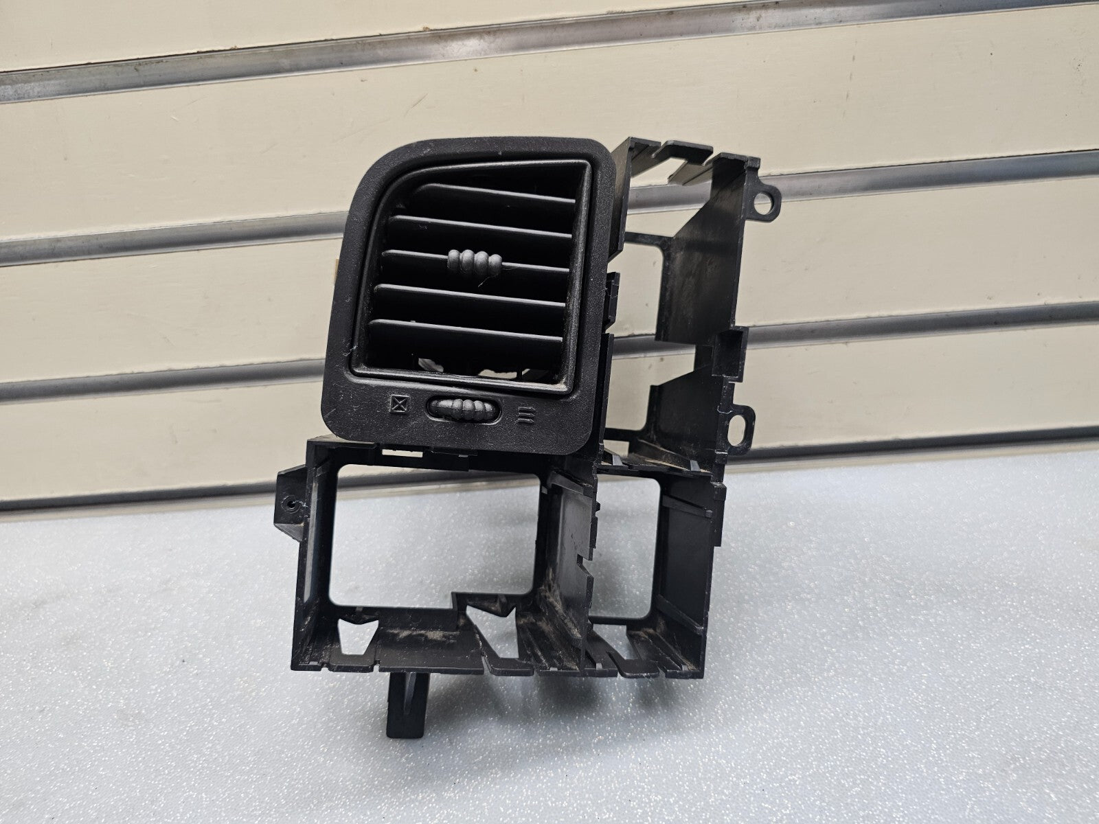 🔥99-06 Chevy Silverado Sierra Headlight Switch left Driver Air Vent black HS19