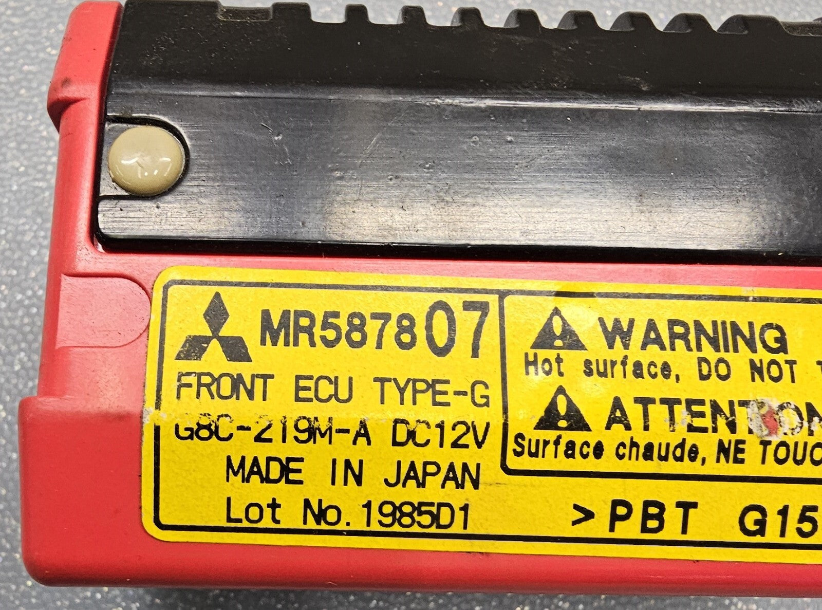 🔥03-09 Mitsubishi Eclipse Galant FRONT ECU Relay Fuse Control Unit OEM