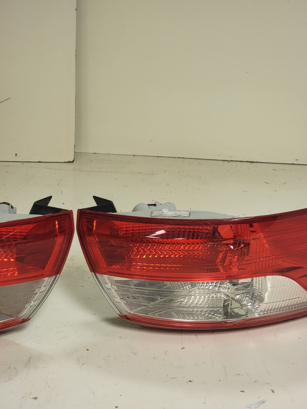 🔥2012-2014 Ford FOCUS Sedan TAILLIGHT Tail Light Lamp  SET
