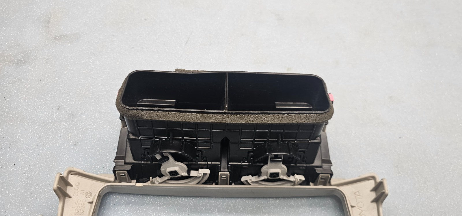 🔥06-11 YARIS Head unit Centre Dash Radio Stereo Display Panel Trim Silver