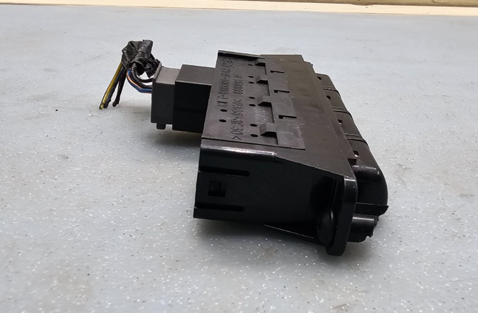 🔥2000-2002 Lincoln LS Switch Module Instrument Cluster BLACK