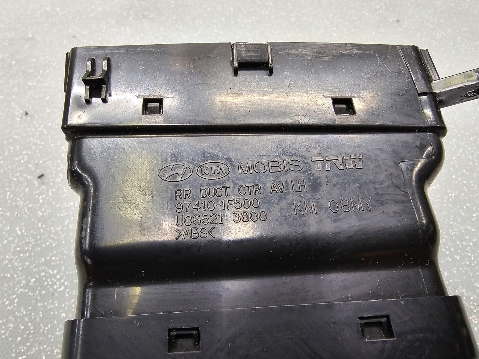 05-10 KIA SPORTAGE CENTER DASH AIR VENT HEATER HVAC FILTER CONDITIONING CLIMATE