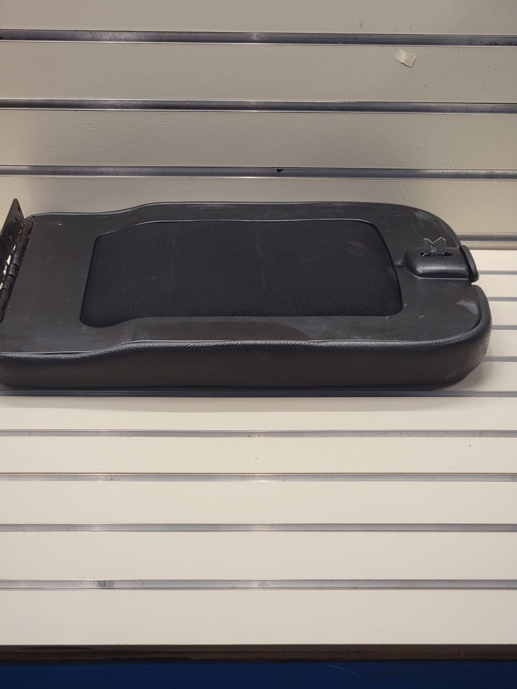 🔥02-08 Dodge RAM Center Console Jump Seat ARMREST Cover Lid Leather Black JS7