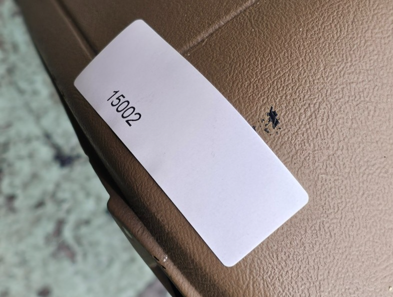 🔥99-06 SILVERADO SIERRA TAHOE Upper Cap Cover Top Dashboard Pad DK TAN DP1