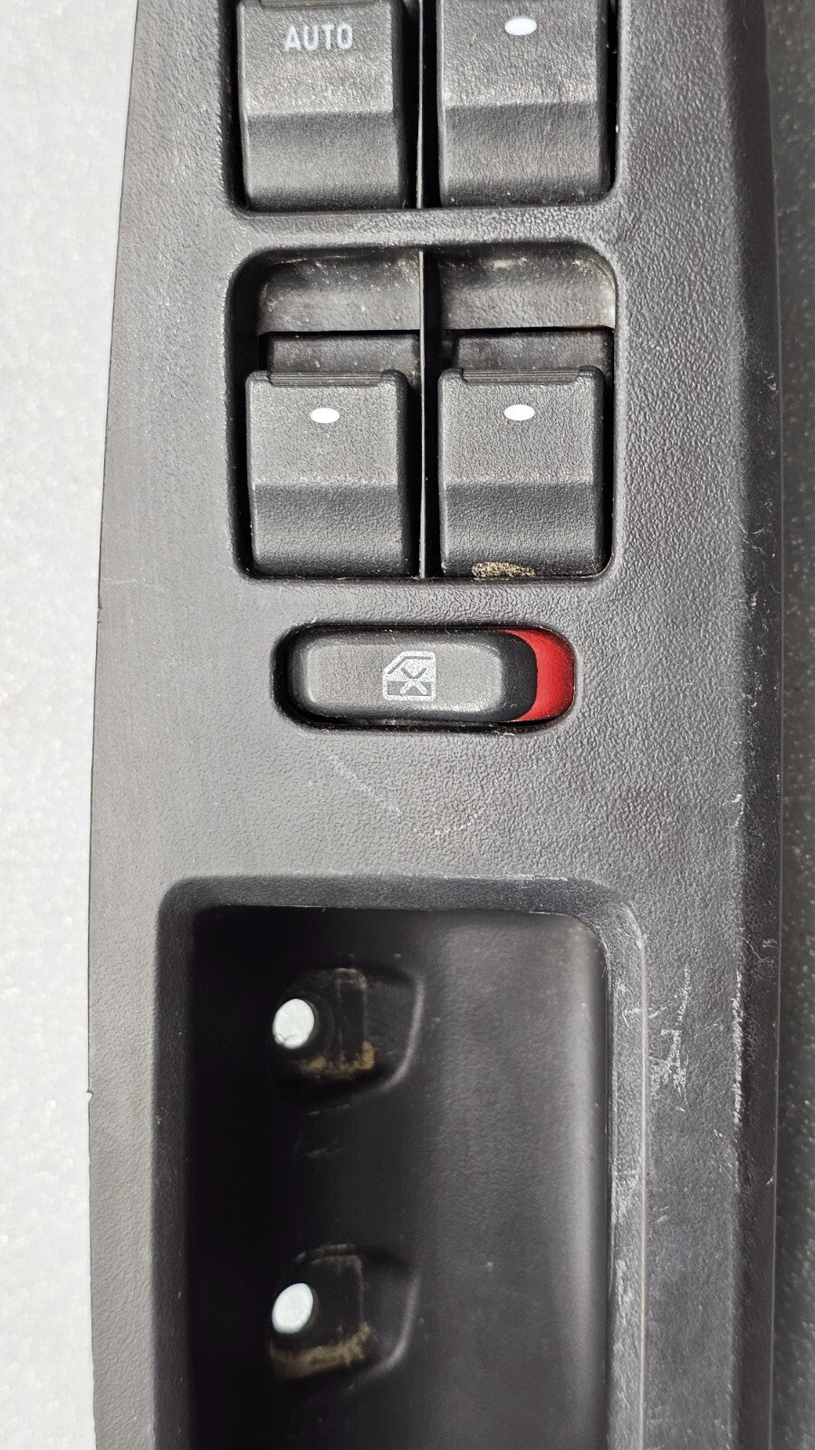 🔥09-16 CHEVY IMPALA LEFT DRIVER MASTER POWER DOOR WINDOW SWITCH BEZEL BLACK