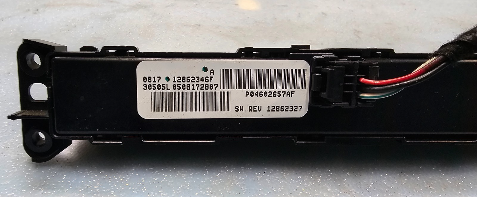 🔥06-08 PT CRUISER CENTER DASH HAZARD EMERGENCY LIGHT CONTROL SWITCH BLACK
