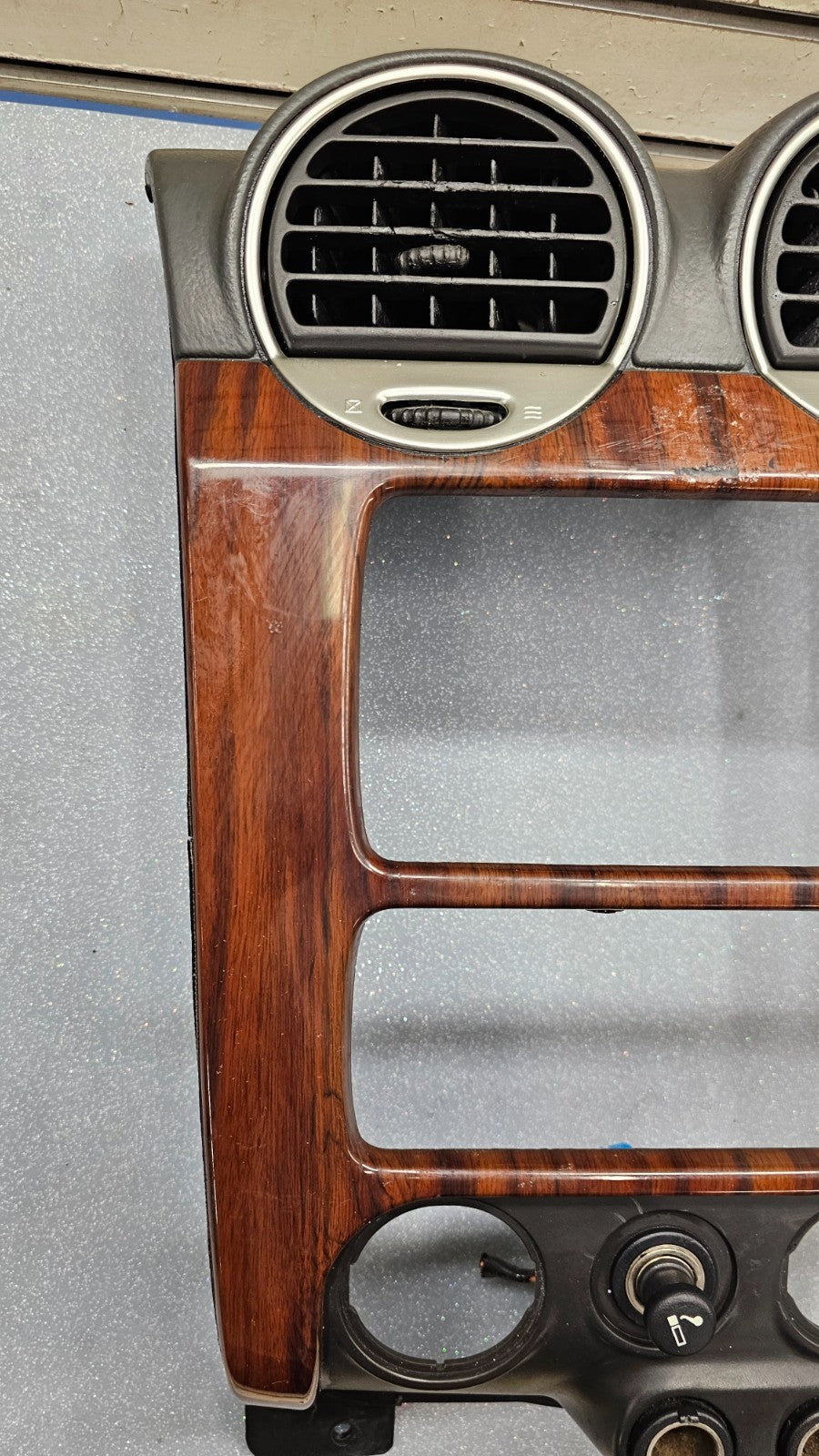 🔥02-09 GMC ENVOY XL DASH FRONT RADIO STEREO DISPLAY BEZEL CLIMATE CONTROL WOOD