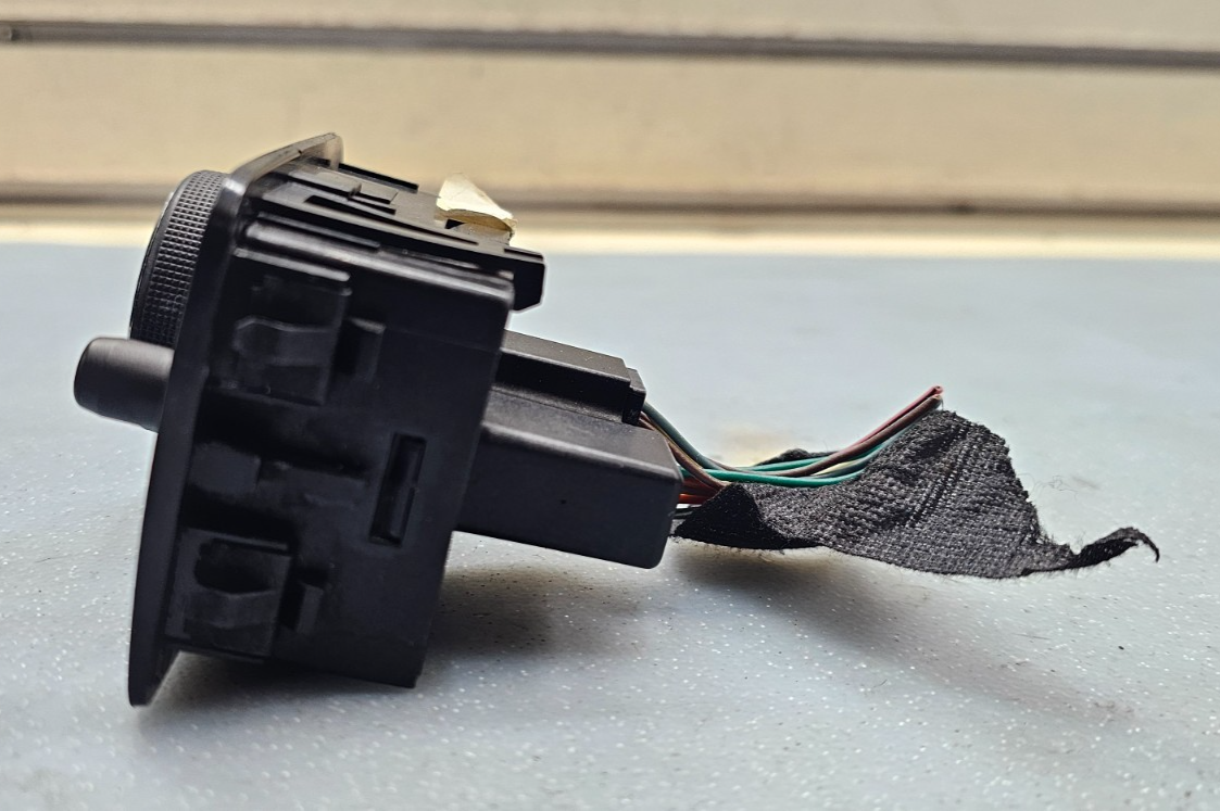 🔥06-12 CHEVROLET IMPALA DASH HEADLIGHT DIMMER TRUNK CONTROL SWITCH OEM