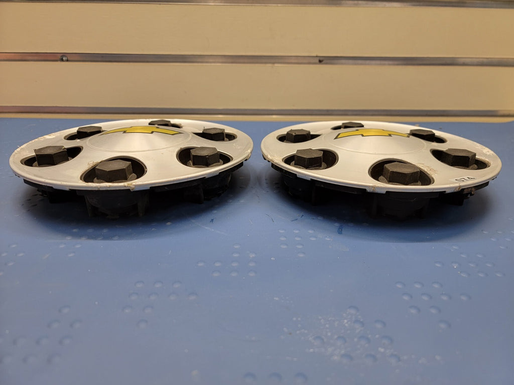 2007-2014 Chevy Van Tahoe Avalanche Silverado Suburban Wheel Center Caps