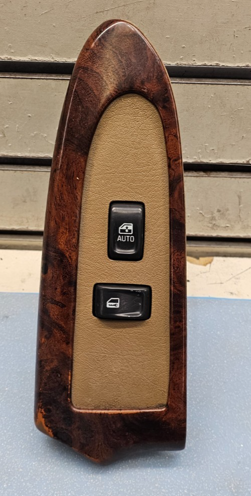 🔥02-09 CHEVY Trailblazer Front Passenger Right Window Door Switch Assembly WOOD