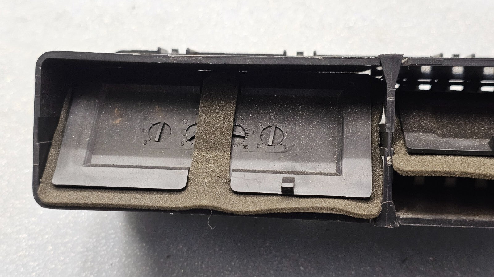 🔥95-10 Ford Ranger EXPLORER Dash  Center Air Vent Heater Conditioning Black