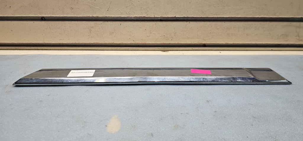 🔥2006-2010 Jeep Commander  Rear Door Molding SILVER