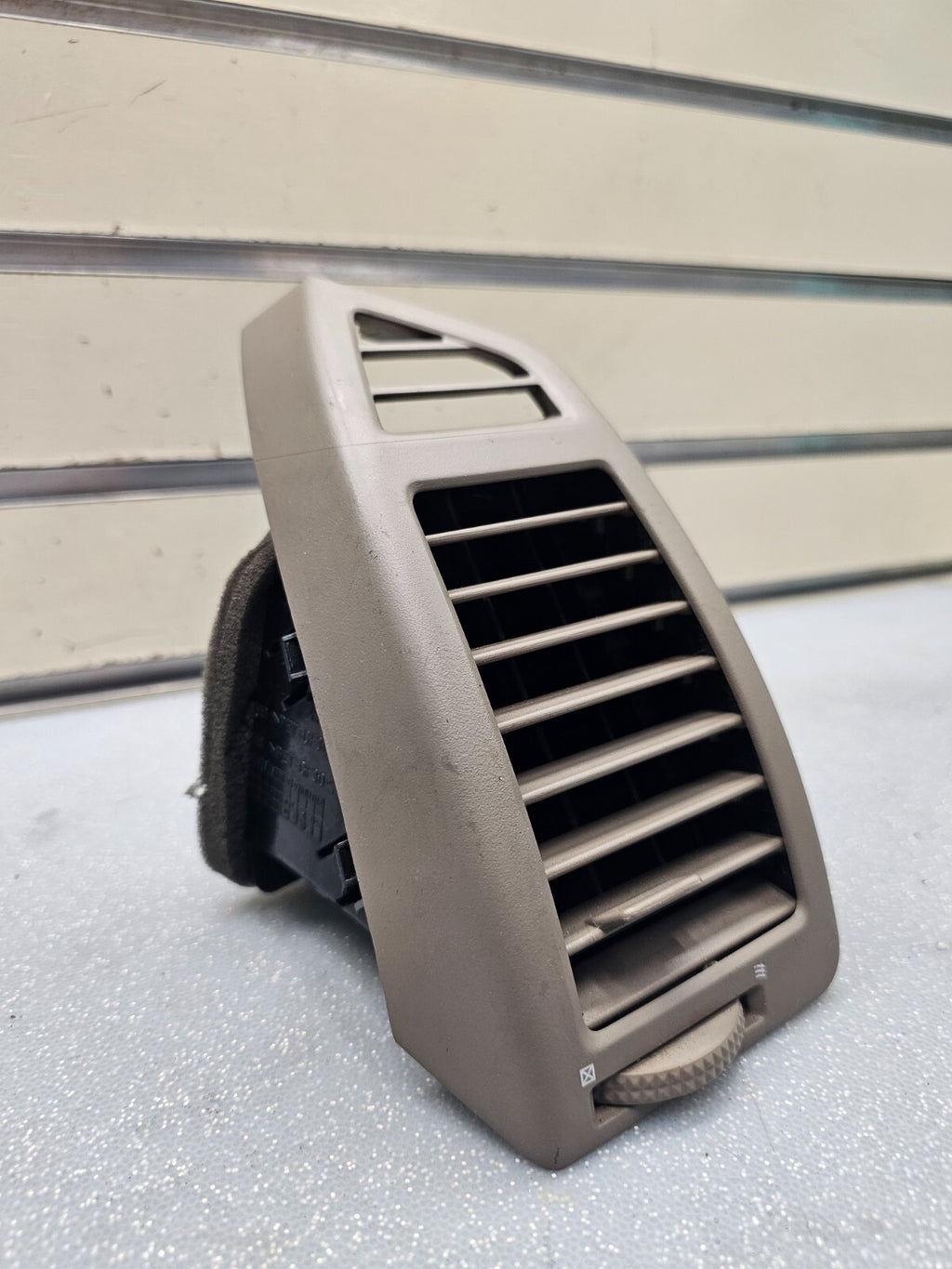 🔥04-08 NISSAN MAXIMA LEFT DRIVERS VENTILATION GRILLE DASH AIR VENT FILTER TAN