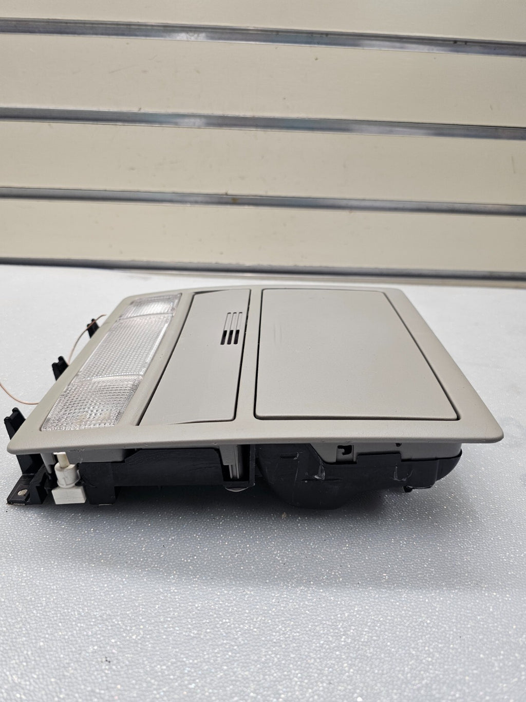 2007-2011 Toyota Camry Overhead Console Dome Map Light Storage Assembly GRAY OEM