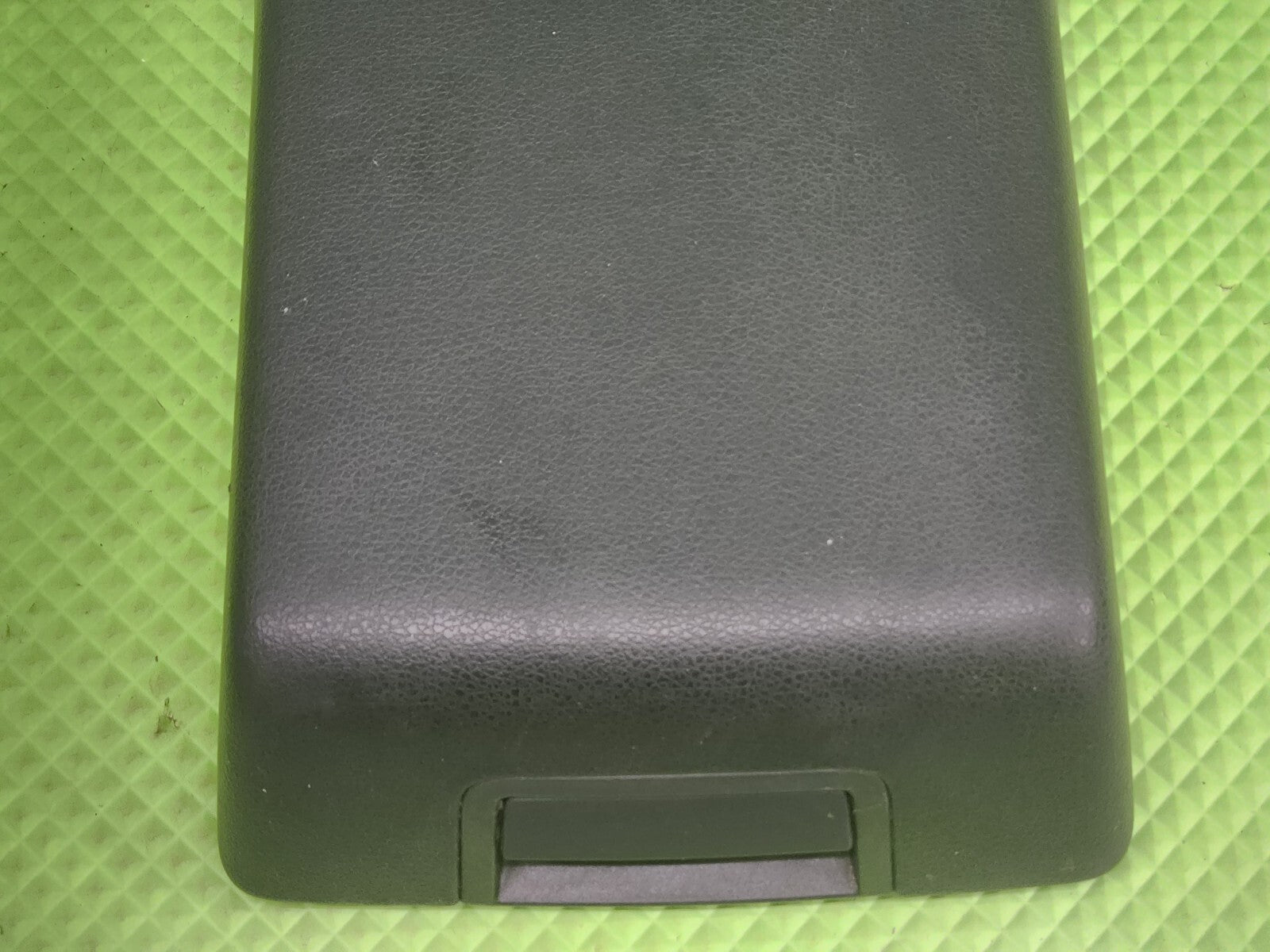 🔥2004-2008 Ford F-150 Center Console Armrest Lid Storage Cover w/Leather DG L13