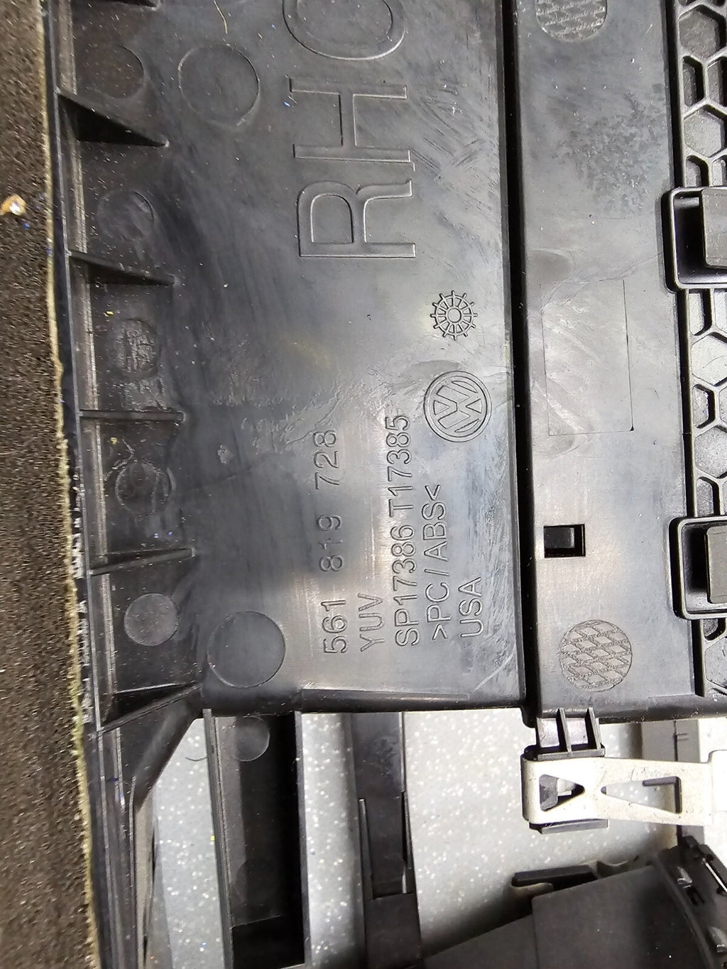 🔥2012 - 2015 Volkswagen Passat Dash Center Air Vents OEM