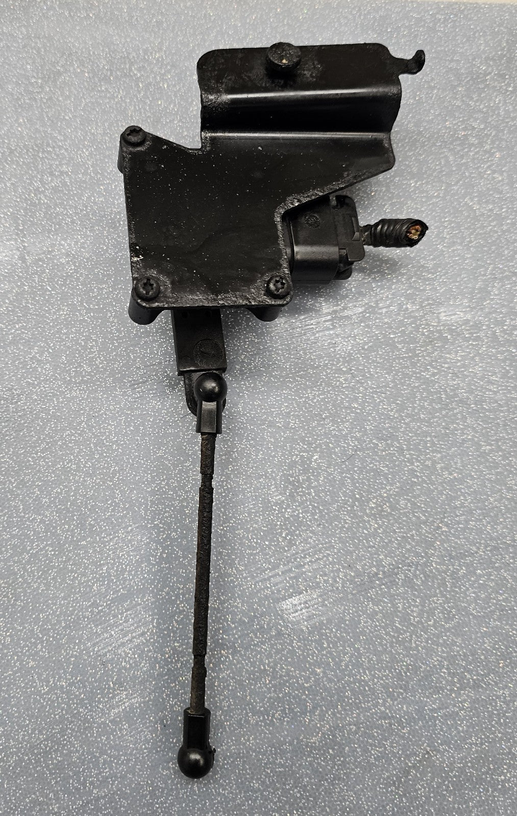 🔥06-11 CADILLAC DTS BUICK LUCERN 10 PIN REAR SUSPENSION HEIGHT LEVEL SENSOR OEM
