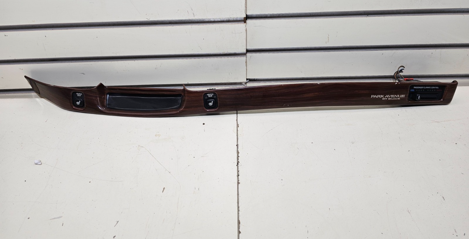 97-05 Buick Park Avenue Center Dash Heater Climate Control Bezel Trim Panel Wood
