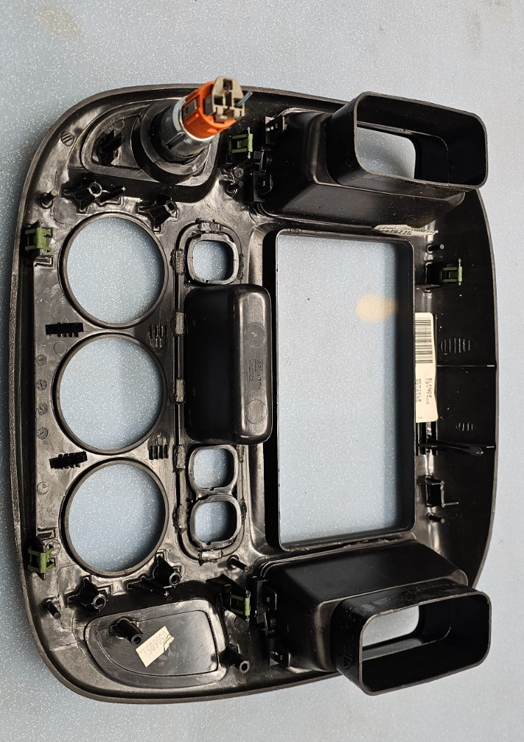 🔥01-07 FORD ESCAPE CENTER DASH RADIO A/C CLIMATE TRIM BEZEL BLACK OEM